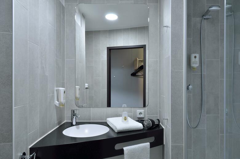 Hotel Ibis Duisburg Hauptbahnhof
