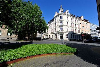 Fruehlings Hotel