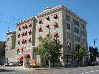 Legacy Hotel And Suites