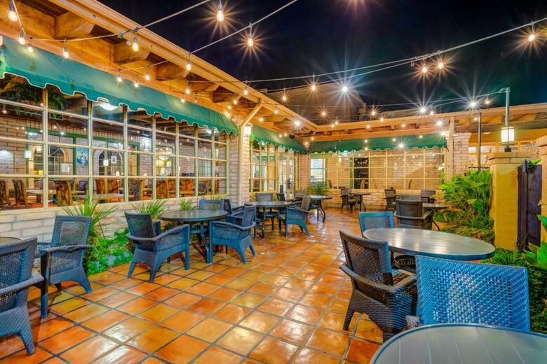 Hotel Sierra Suites
