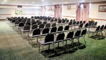 Hotel Carmel Inn & Suites