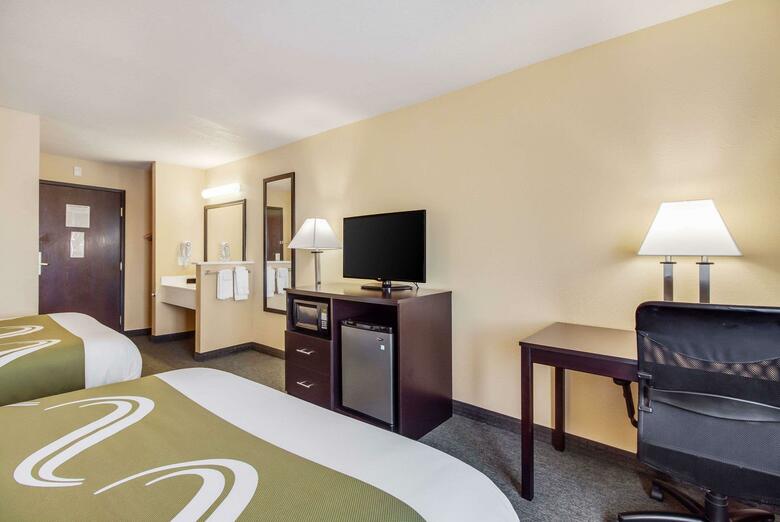 Hotel Quality Inn & Suites
