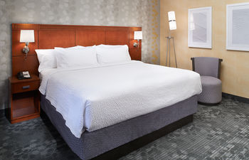 Hotel Courtyard By Marriott Detroit Livonia