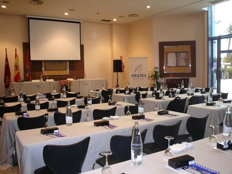 Hotel Jardines De Amaltea