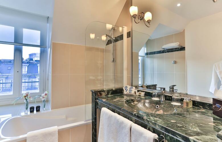 Hotel Le Claridge Champs-elysees Fraser Suites