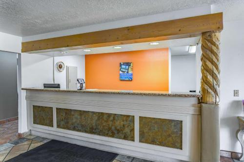 Motel 6 Santa Fe Central