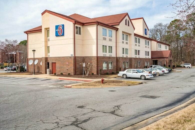 Motel 6 Rocky Mount