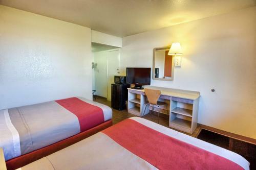 Motel 6 Pendleton