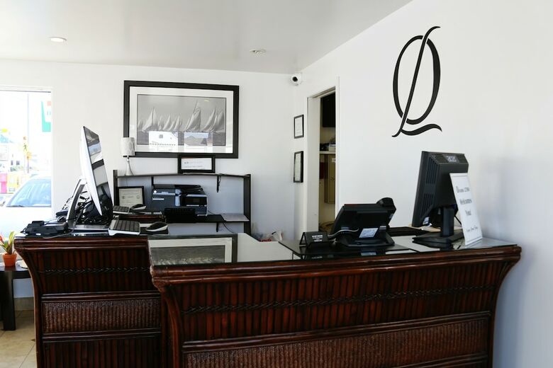 Hotel Oceans 2700