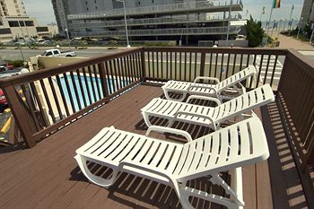 Aparthotel Ocean Side Inn