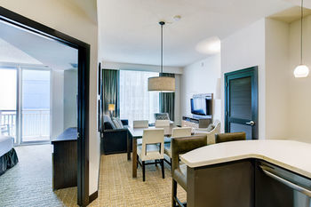 Oceanaire Resort Hotel