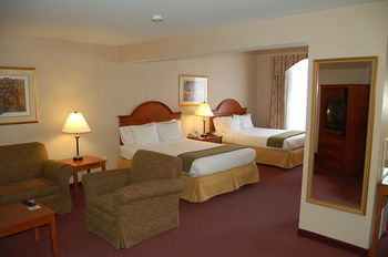 Holiday Inn Express Hotel & Suites White River Junction