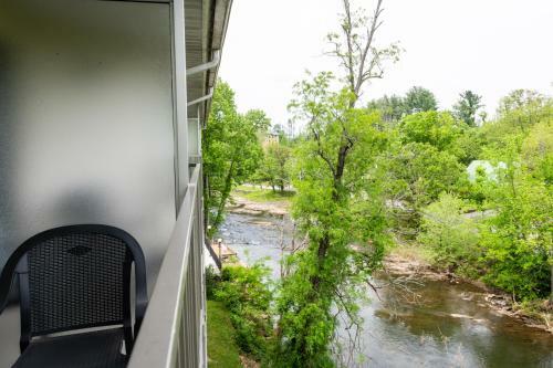 Hotel Twin Mountain Inn