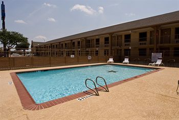 Hotel Manor Inn College Station