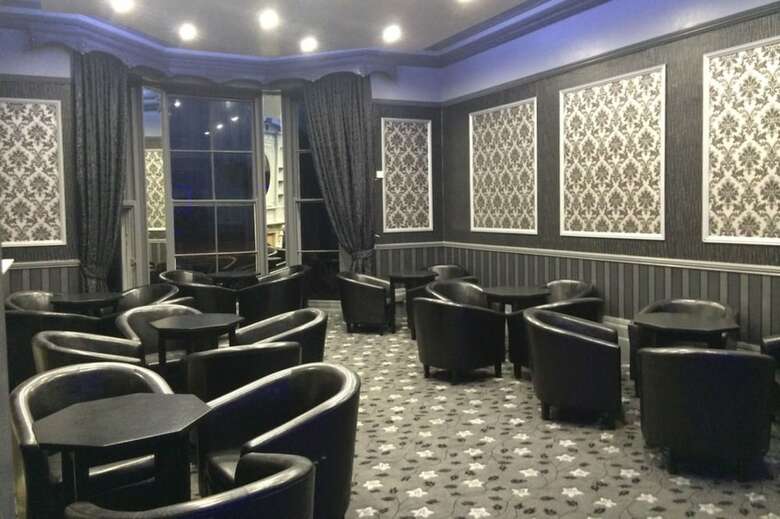 The Carlton Hotel