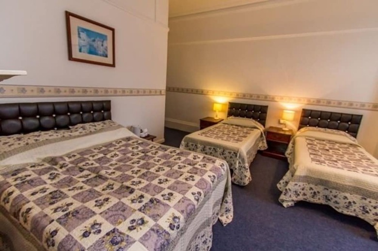 The Carlton Hotel