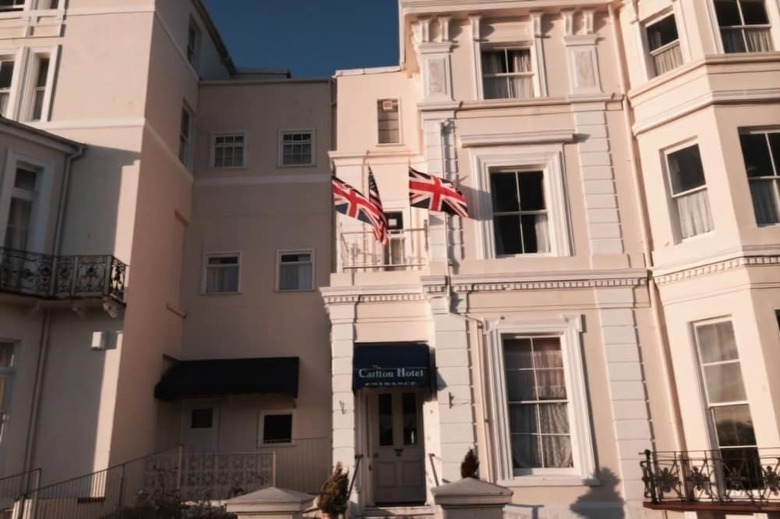 The Carlton Hotel