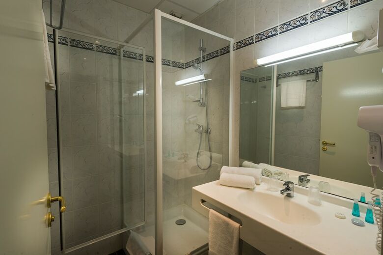 Hotel H�tel Marso