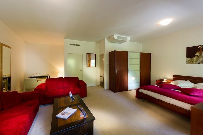 Hotel H�tel Marso