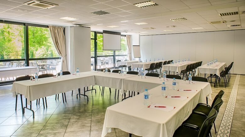 Hotel H�tel Marso