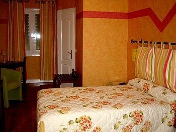 Hotel H�tel Les Pyr�n�es