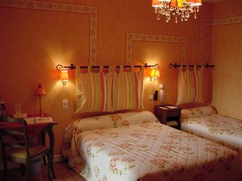 Hotel H�tel Les Pyr�n�es