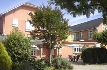 Hotel H�tel Les Pyr�n�es