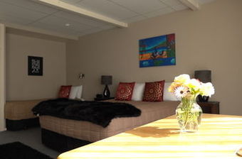 Diplomat Motel