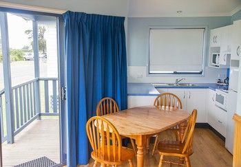 Cabana Angler's Rest Waterfront Accommodation