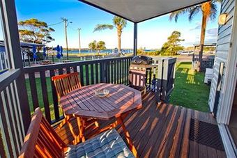 Cabana Angler's Rest Waterfront Accommodation