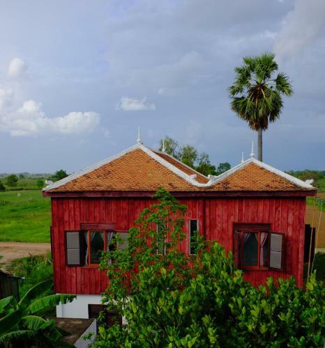 Hostal Red House