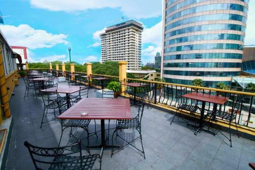 Yoho Colombo City Hotels