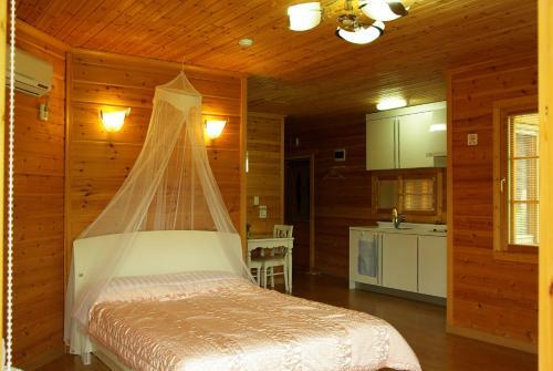 Ecran Pension