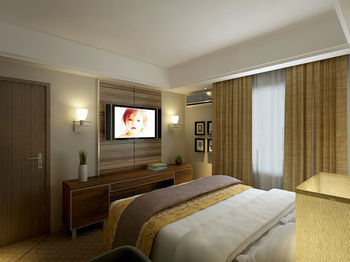 Travellers Hotel Phinisi