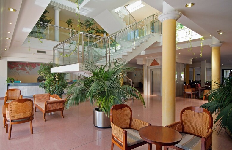 Aparthotel Isla De Cabrera