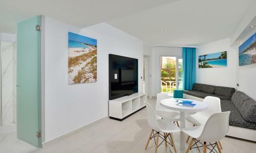 Aparthotel Isla De Cabrera