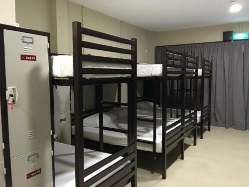 Albergue Adamson Lodge