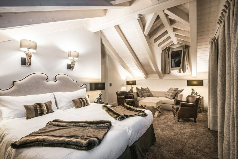 Hotel Le White