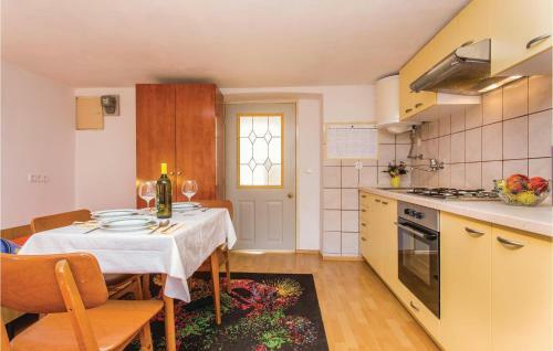 Holiday Apartment Kornic 01