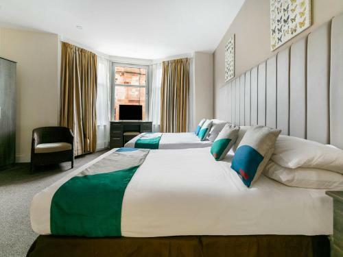Ivory Hotel
