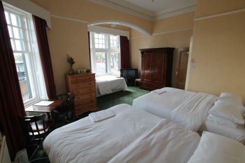 Station Hotel