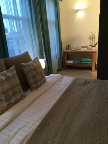 Hostal Suite Loof