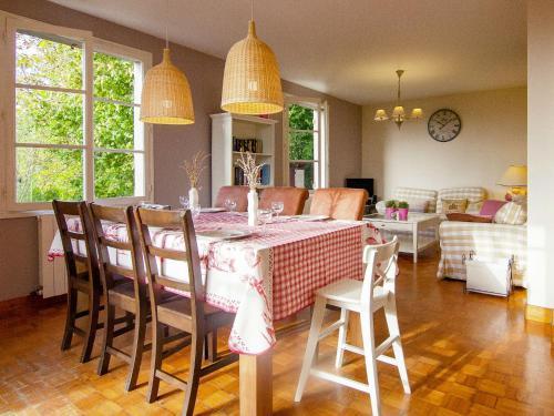 Holiday Home Saint Sulpice