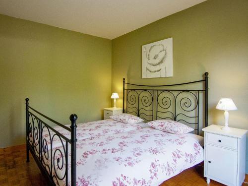 Holiday Home Saint Sulpice