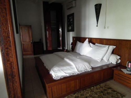 Hostal La Villa Des F�es