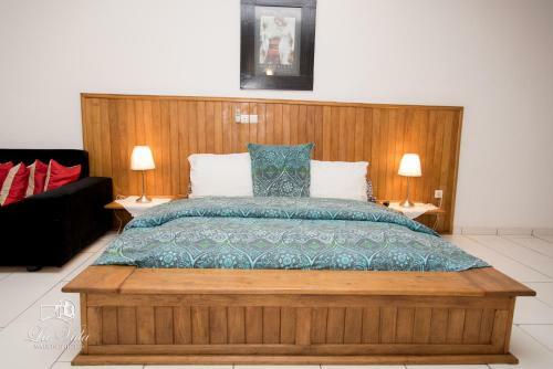 Hostal La Villa Des F�es