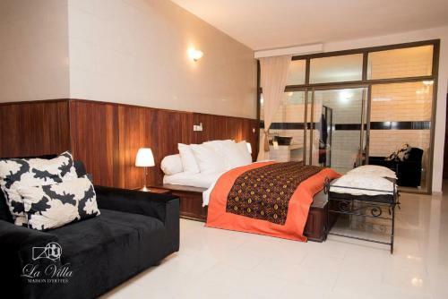 Hostal La Villa Des F�es