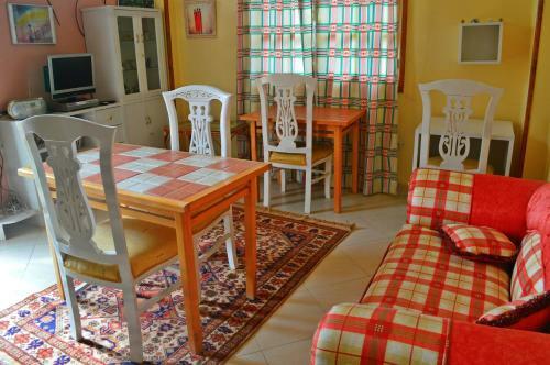 Farida Apartments