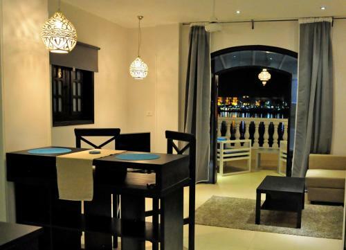 Apartments At Ramla Nile Street, Luxor
