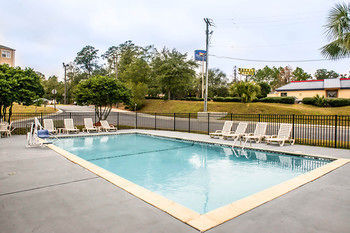 Hotel Quality Inn